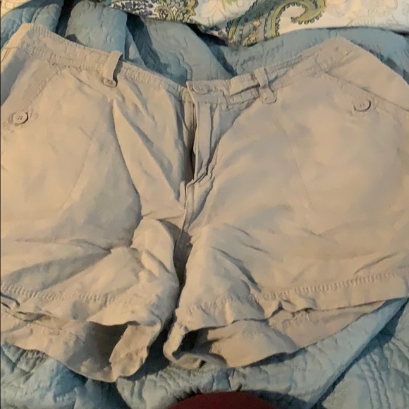 Linen shorts - Picture 1 of 2